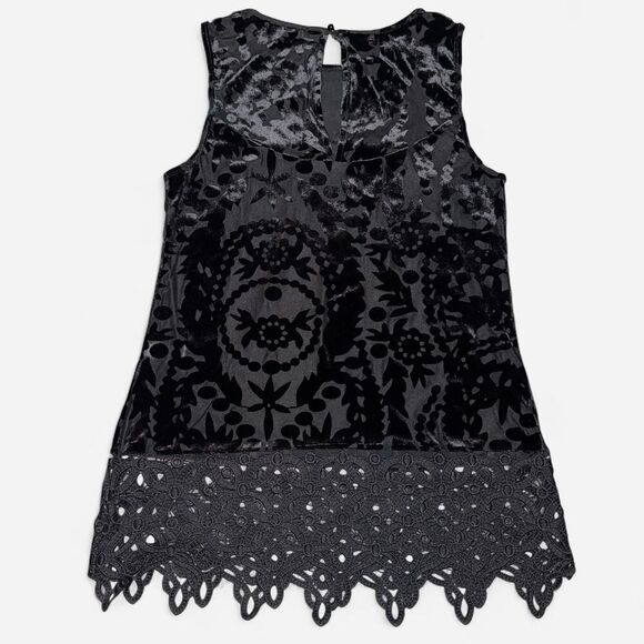 Black Sheer Lace Sleeveless Blouse with Keyhole Back (Size Small) - Picture 6 of 8